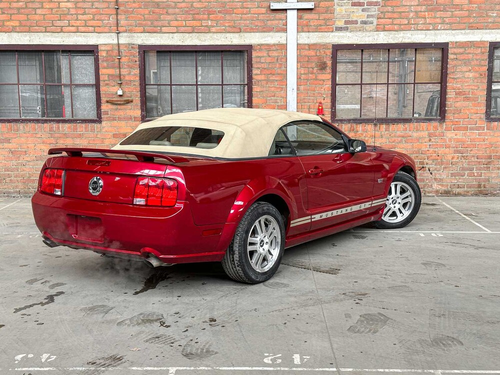 Ford Mustang GT Cabriolet 4.6 V8 305PS 2006 Youngtimer