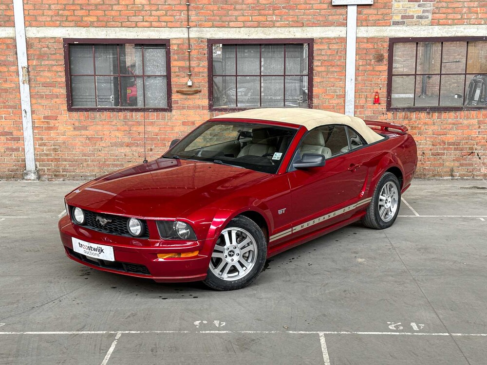 Ford Mustang GT Cabriolet 4.6 V8 305PS 2006 Youngtimer