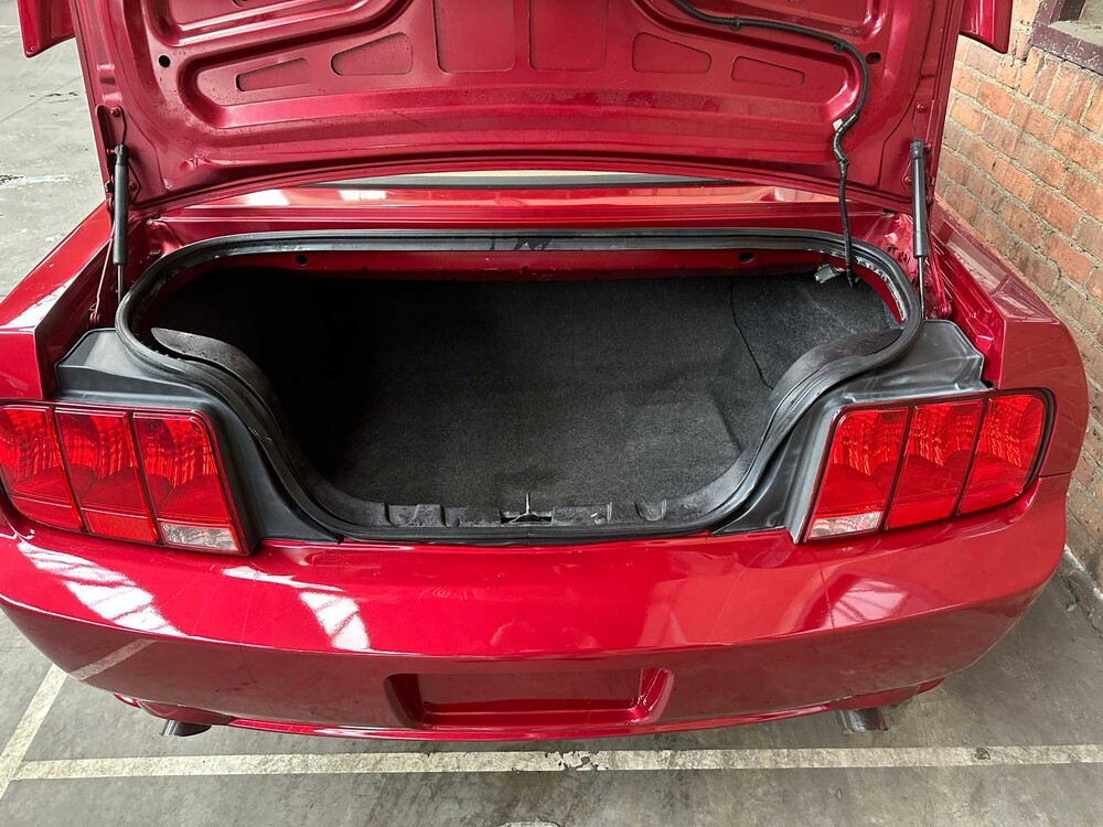 Ford Mustang GT Cabriolet 4.6 V8 305PS 2006 Youngtimer