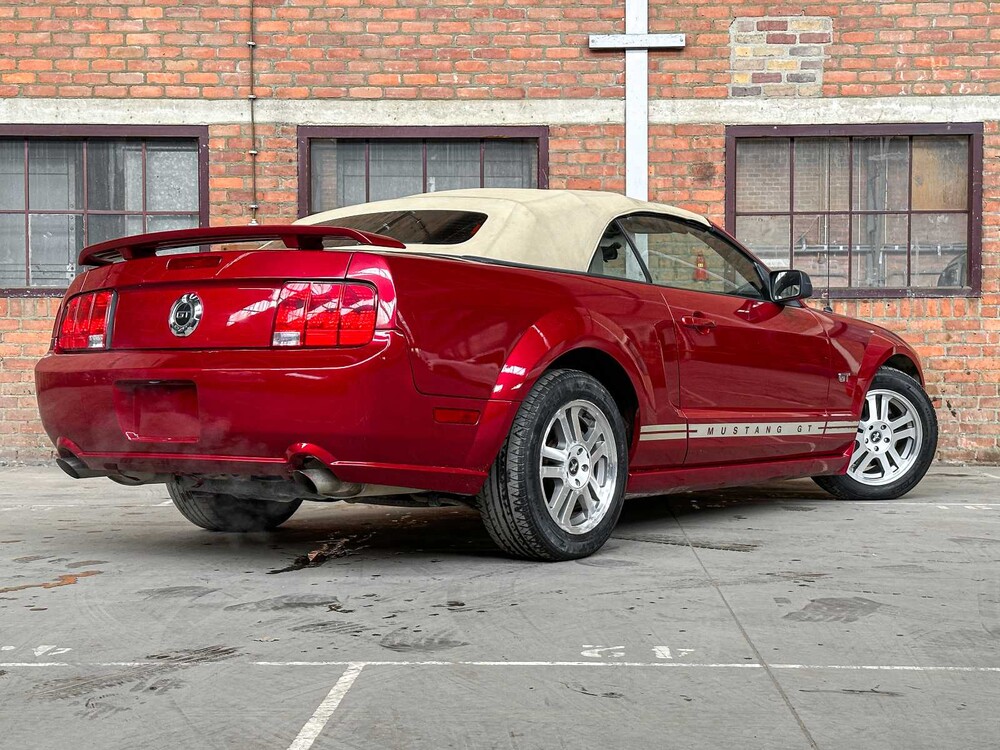 Ford Mustang GT Cabriolet 4.6 V8 305PS 2006 Youngtimer