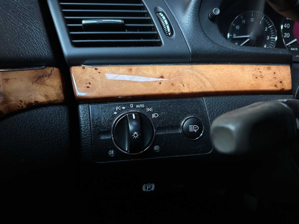 Mercedes-Benz E280 3.0 V6 Classic (Facelift) 231pk 2007 E-klasse, N-989-RF Youngtimer