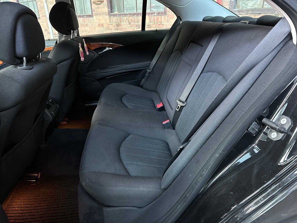 Mercedes-Benz E280 3.0 V6 Classic (Facelift) 231pk 2007 E-klasse, N-989-RF Youngtimer