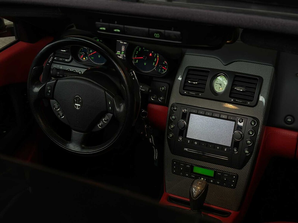 Maserati Quattroporte 4.7 V8 440PS Sport GTS '63.000km' 2010