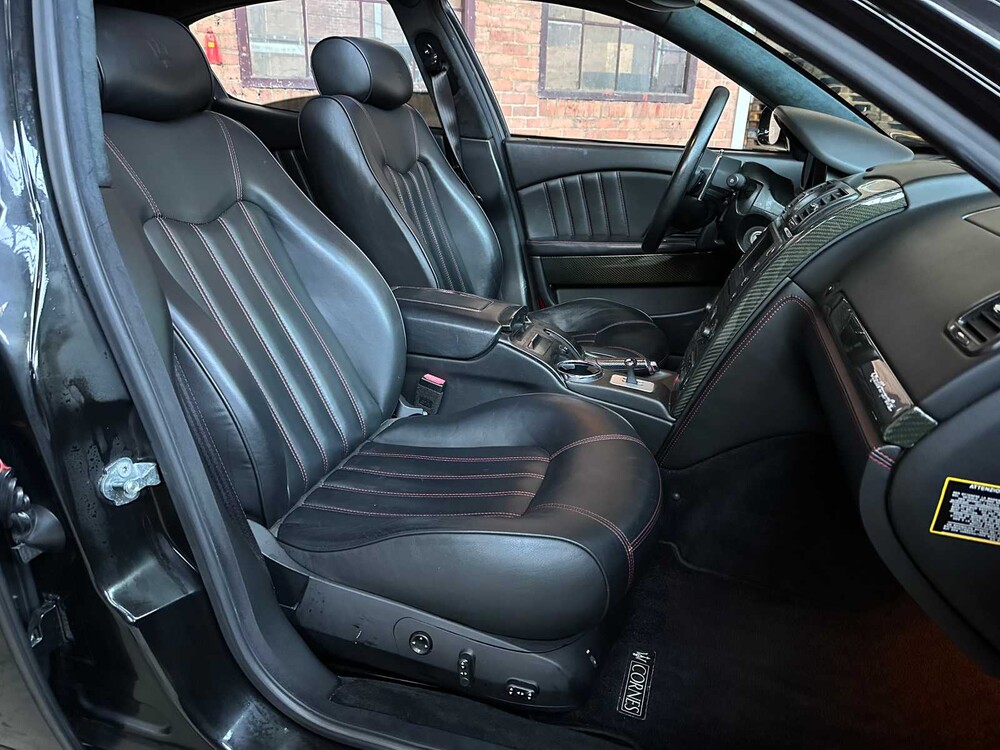 Maserati Quattroporte 4.2 V8 400pk 2006 Youngtimer