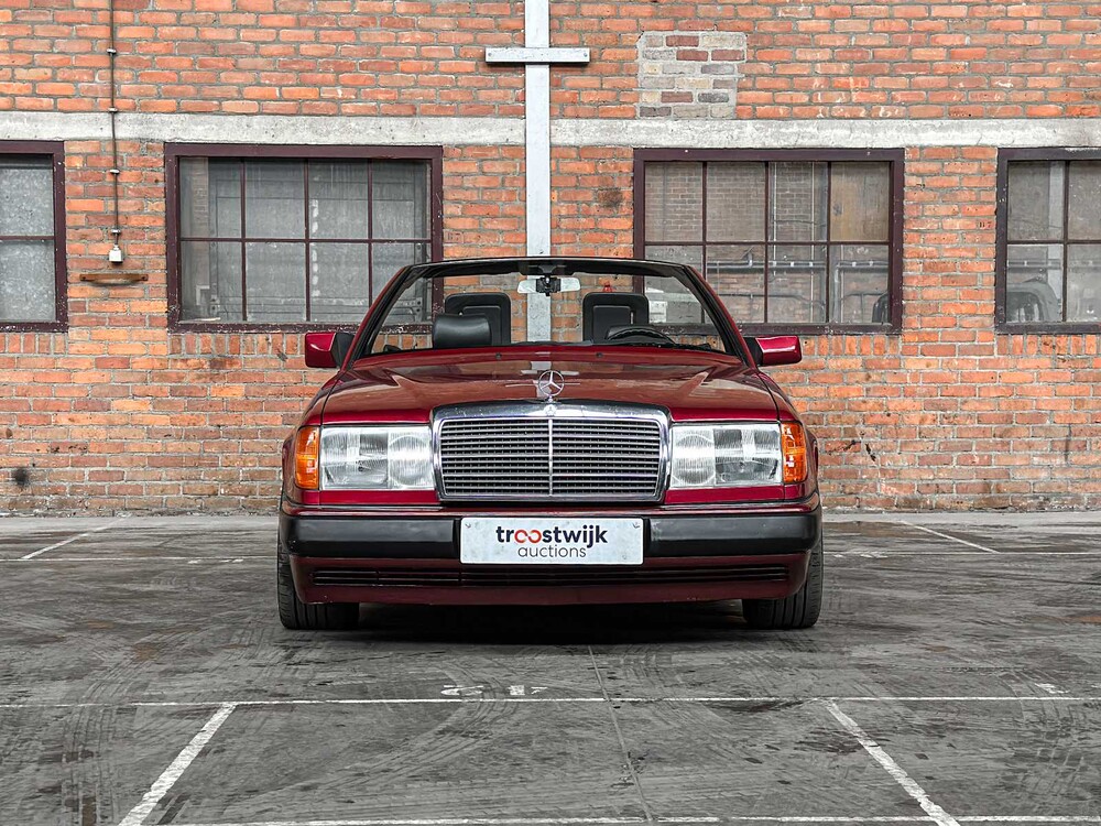Mercedes-Benz 300 CE-24 Cabriolet 124 1993 E-Class