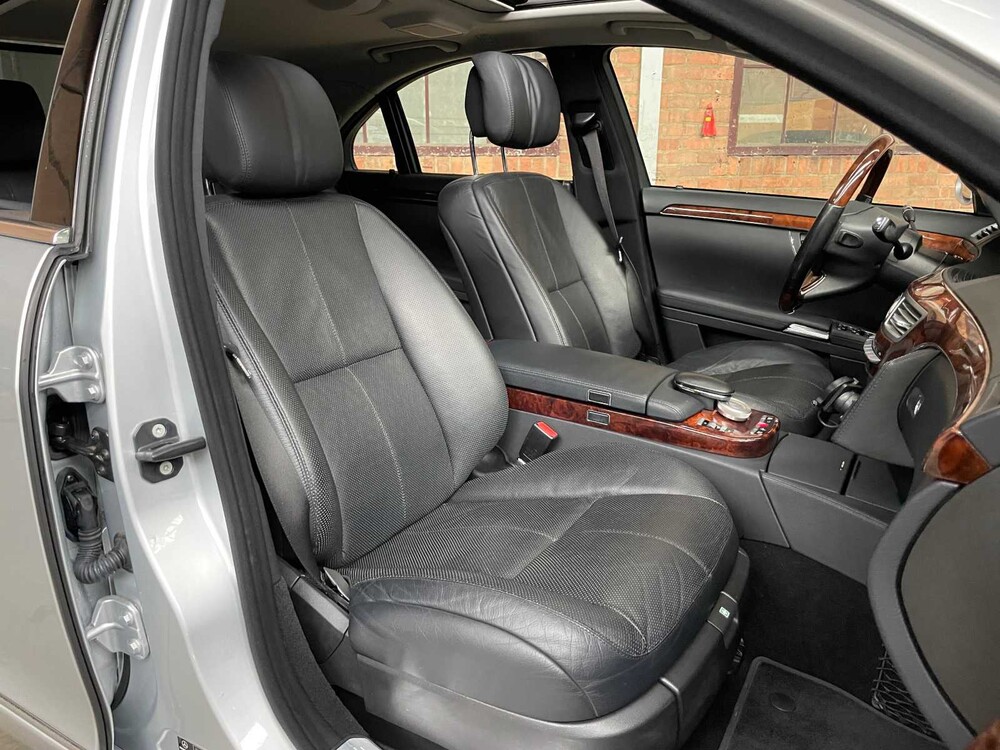 Mercedes-Benz S500 Prestige Plus 5.5 V8 W221 387PS 2006, 76-SK-HB Youngtimer