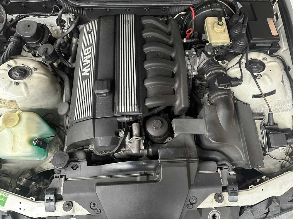 BMW 328i Cabriolet E36 192pk 1997 3-Serie