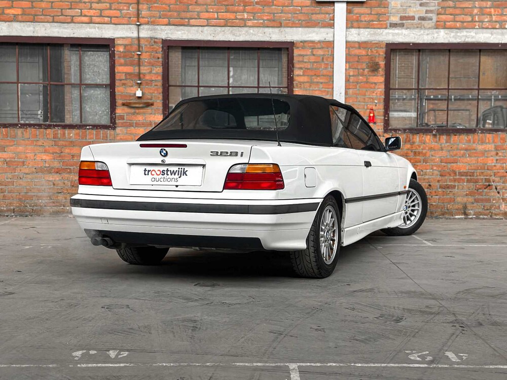 BMW 328i Cabriolet E36 192pk 1997 3-Serie