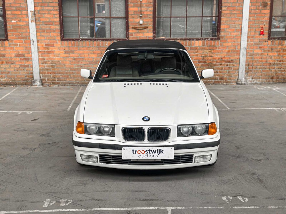 BMW 328i Cabriolet E36 192pk 1997 3-Serie