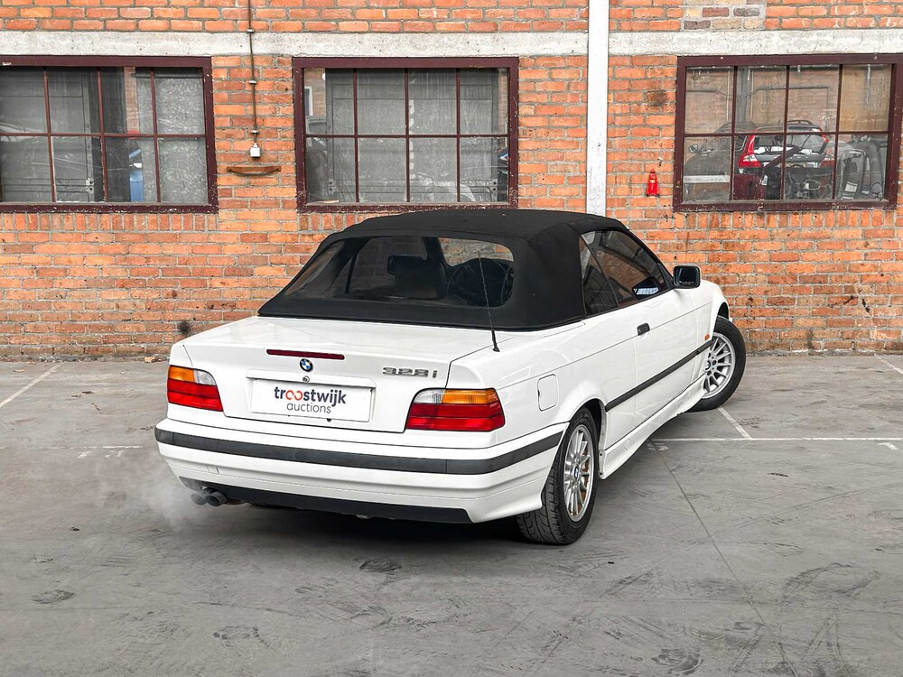 BMW 328i Cabriolet E36 192pk 1997 3-Serie