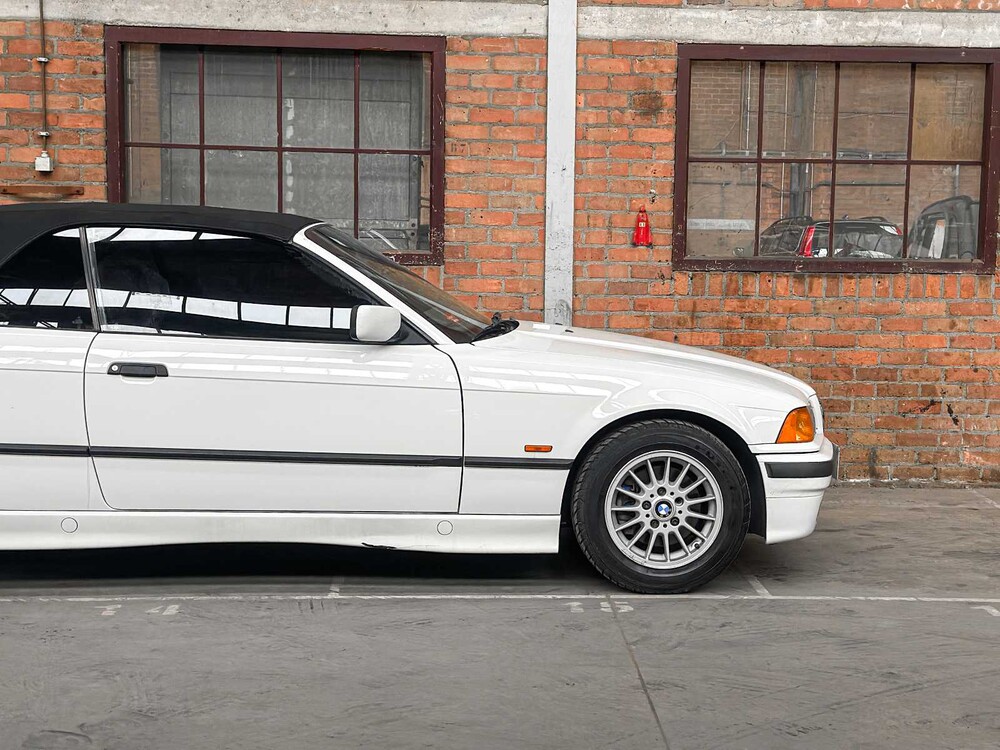 BMW 328i Cabriolet E36 192pk 1997 3-Serie