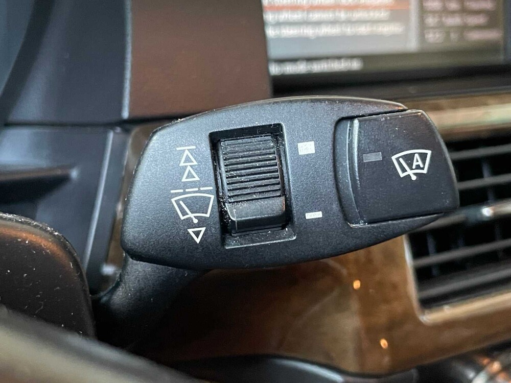 BMW 550i 4.8 V8 E60 386PS 2007 5er Youngtimer