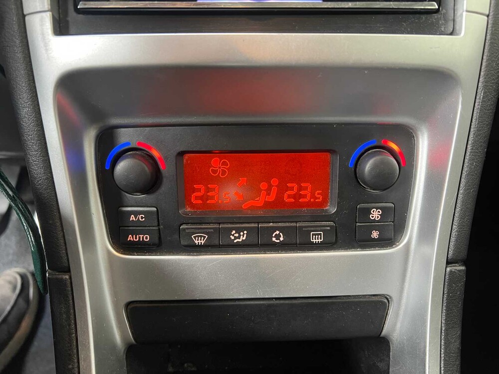 Peugeot 307 1.6-16V Griffe 109hp 2006, 32-TD-PX