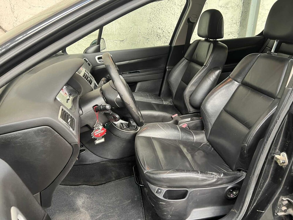 Peugeot 307 1.6-16V Griffe 109hp 2006, 32-TD-PX