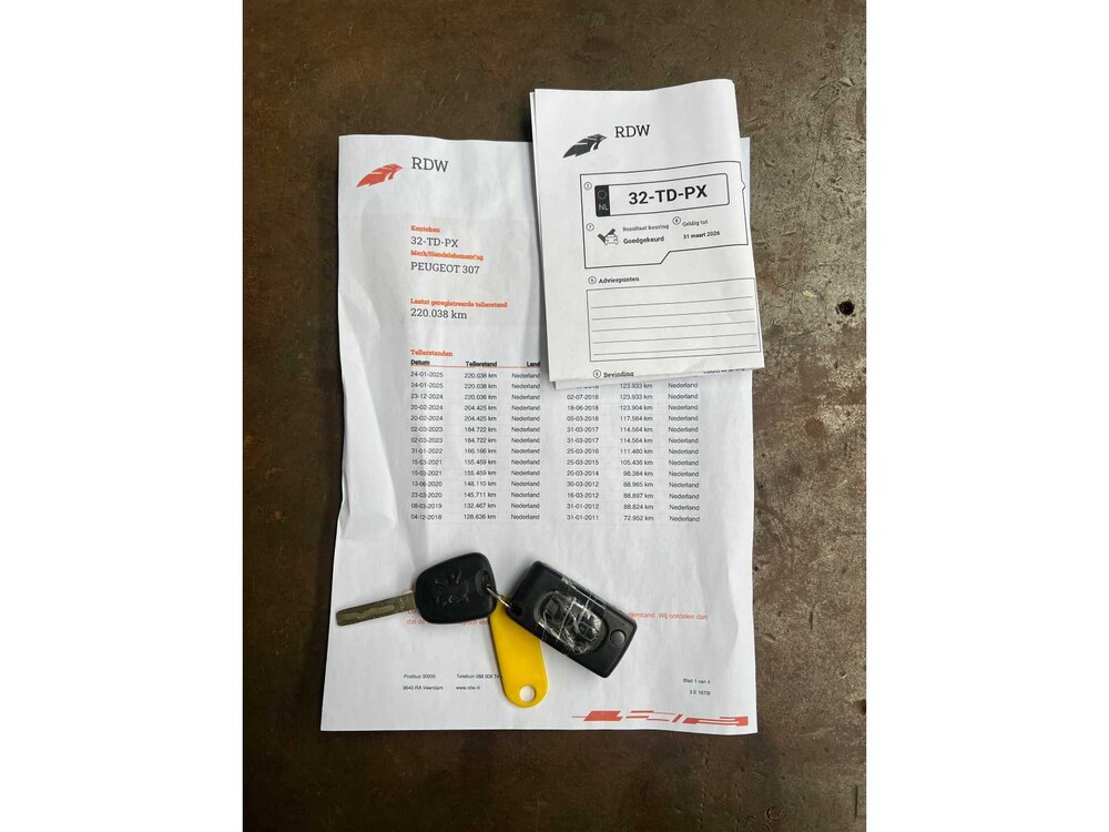 Peugeot 307 1.6-16V Griffe 109hp 2006, 32-TD-PX
