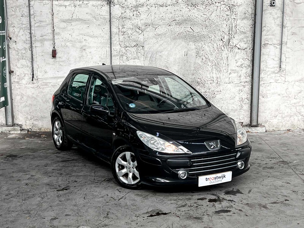 Peugeot 307 1.6-16V Griffe 109hp 2006, 32-TD-PX