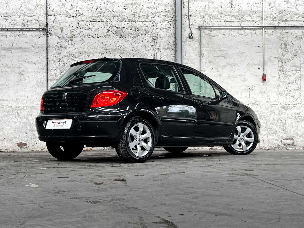 Peugeot 307 1.6-16V Griffe 109hp 2006, 32-TD-PX
