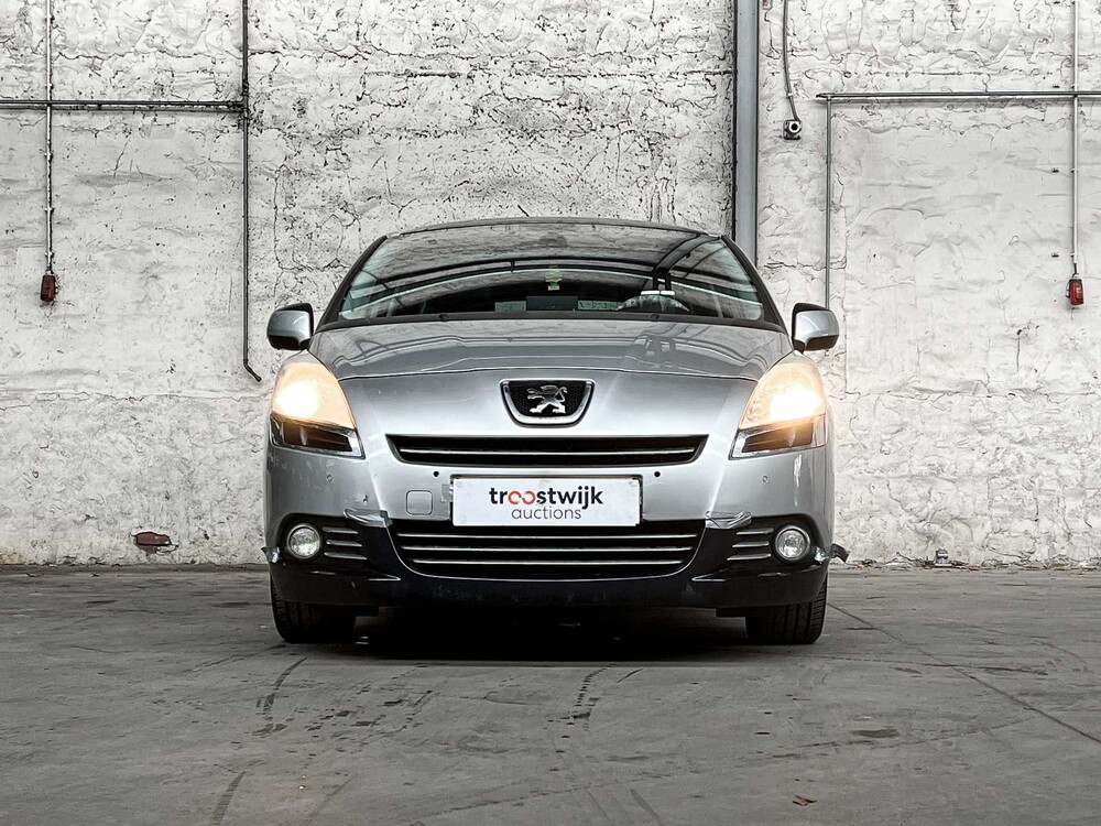 Peugeot 5008 1.6 THP GT 7p. 156hp 2010, 54-NNT-1