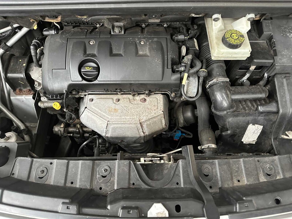 Peugeot 3008 1.6 VTi Première 120hp 2010, 76-KHR-3