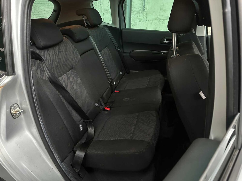 Peugeot 3008 1.6 VTi Première 120hp 2010, 76-KHR-3