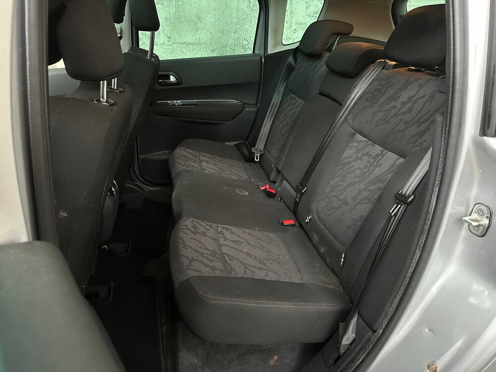 Peugeot 3008 1.6 VTi Première 120hp 2010, 76-KHR-3