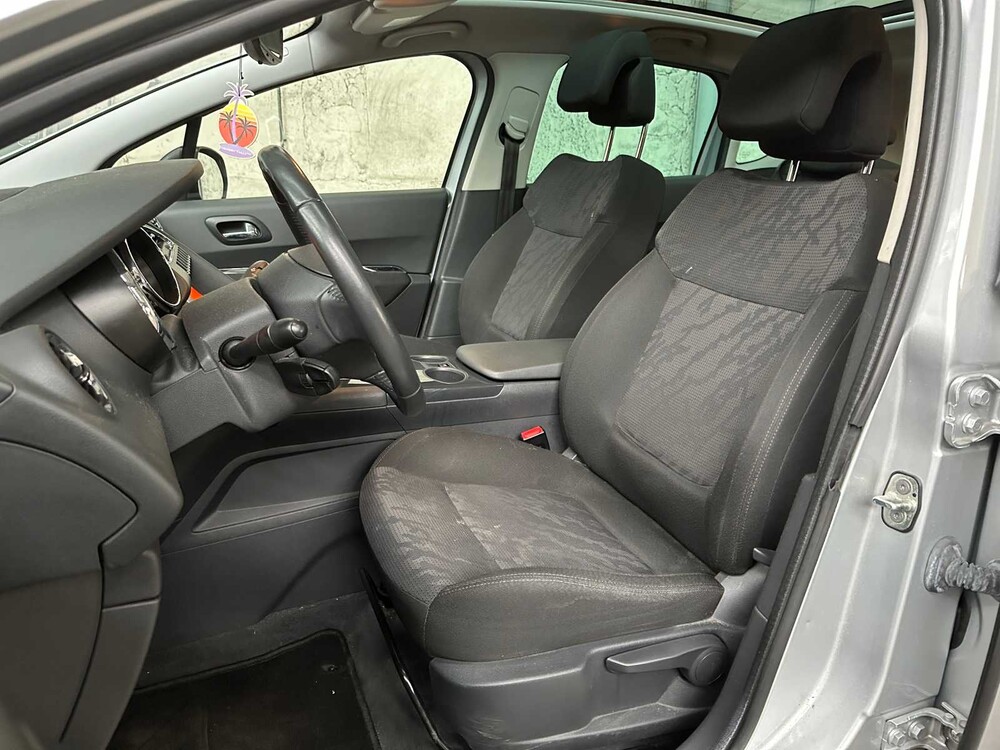 Peugeot 3008 1.6 VTi Première 120hp 2010, 76-KHR-3
