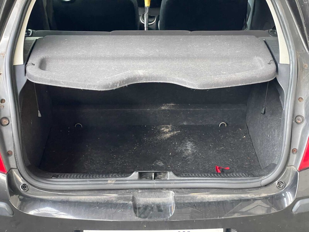 Renault Clio 1.2-16V Expression 75PS 2006, 27-TD-VH