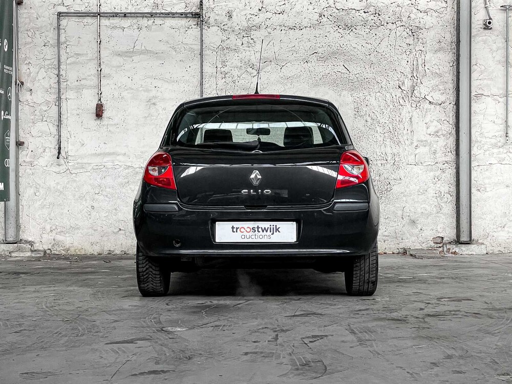 Renault Clio 1.2-16V Expression 75PS 2006, 27-TD-VH