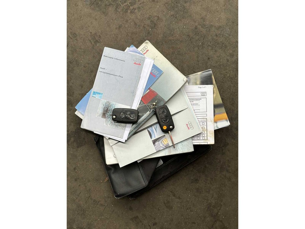 Audi A6 Avant 3.0 Pro Line MT 220hp 2003, 36-NF-KK