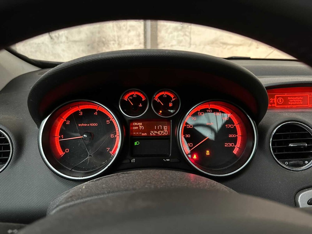 Peugeot 308 SW 1.6 VTi X-Line 120PS 2010, 9-XVG-87