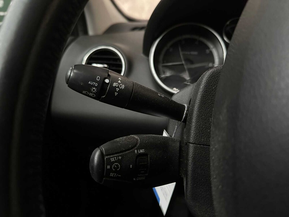 Peugeot 308 SW 1.6 VTi X-Line 120PS 2010, 9-XVG-87