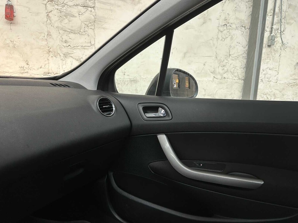 Peugeot 308 SW 1.6 VTi X-Line 120PS 2010, 9-XVG-87