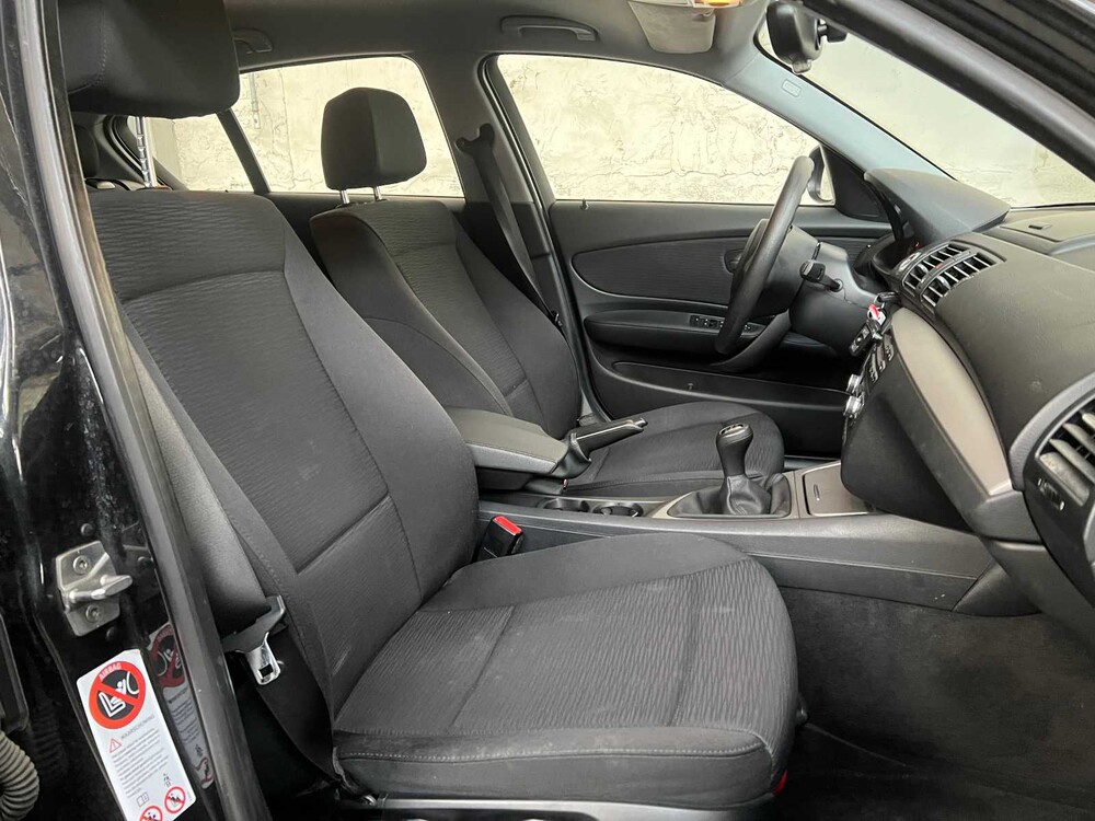 BMW 1 Series 116d 116hp 2011