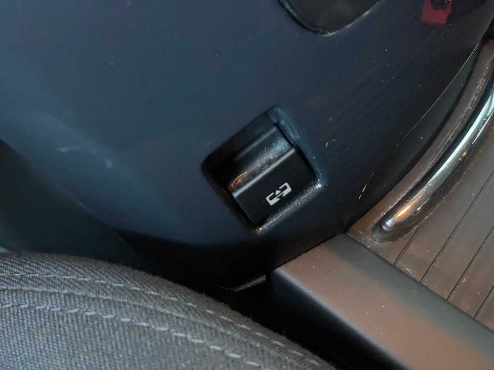 Peugeot 5008 1.6 THP Active 5p. 156PS 2014, 6-TLR-63