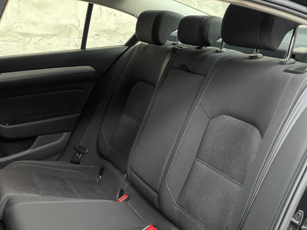 Volkswagen Passat 1.5 TSI CL Bns 150hp 2019, ZH-522-V