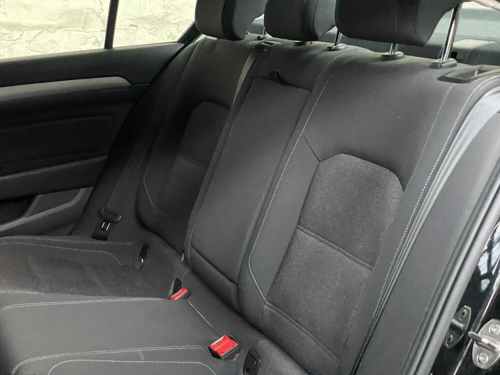 Volkswagen Passat 1.5 TSI CL Bns 150hp 2019, ZH-522-V