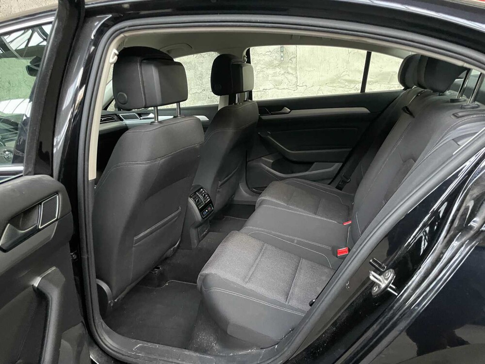 Volkswagen Passat 1.5 TSI CL Bns 150hp 2019, ZH-522-V
