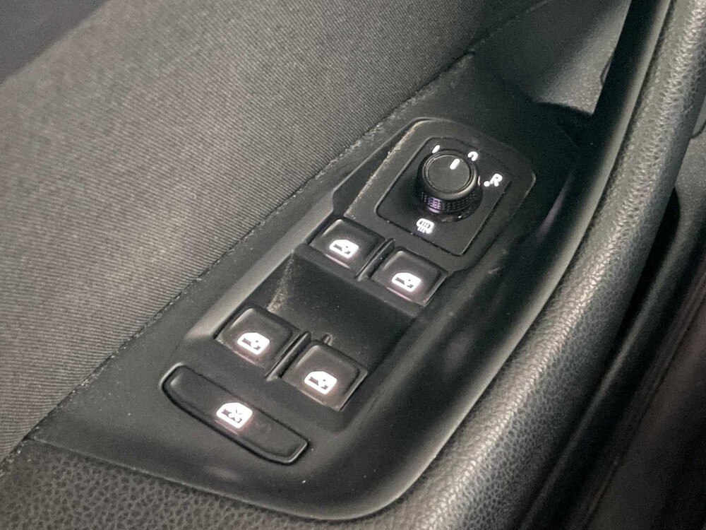 Volkswagen Passat 1.5 TSI CL Bns 150hp 2019, ZH-522-V