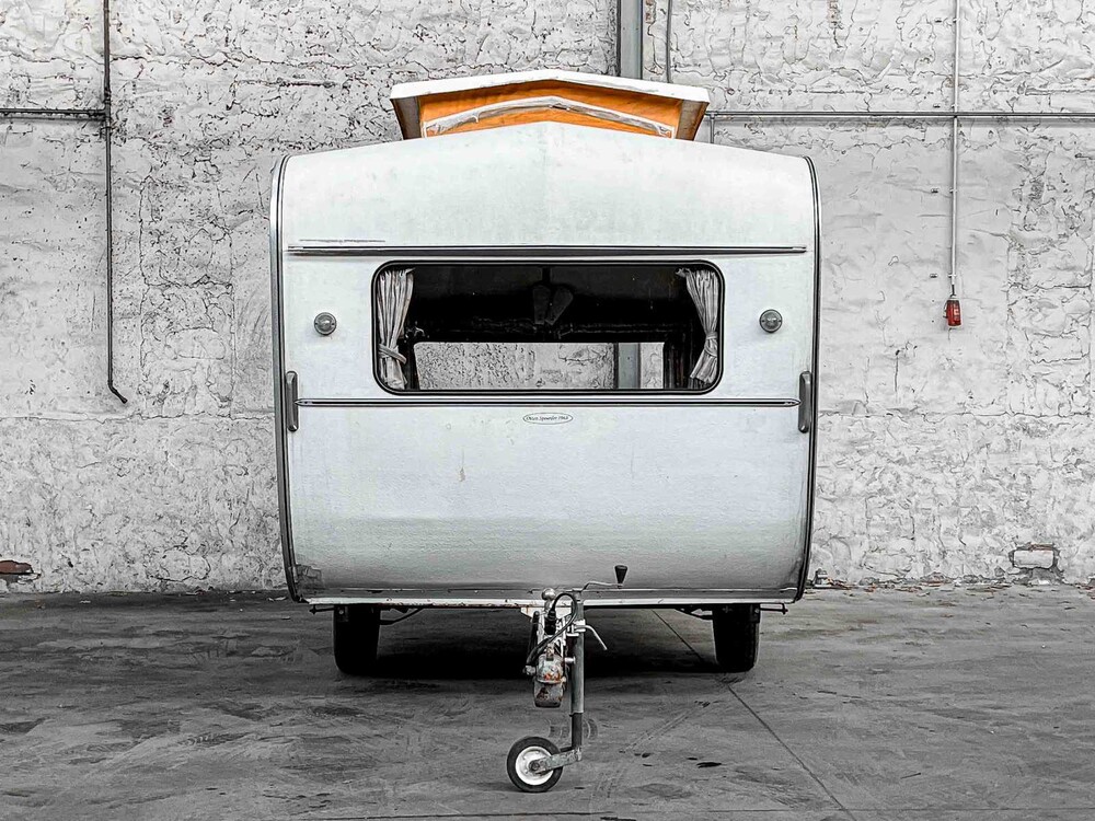 Otton Detectives Caravan