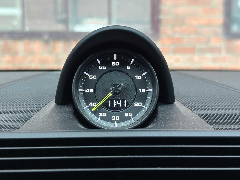 Porsche Panamera Sport Turismo 4 E-Hybrid 2.9 V6 470PS 2021, K-375-NB