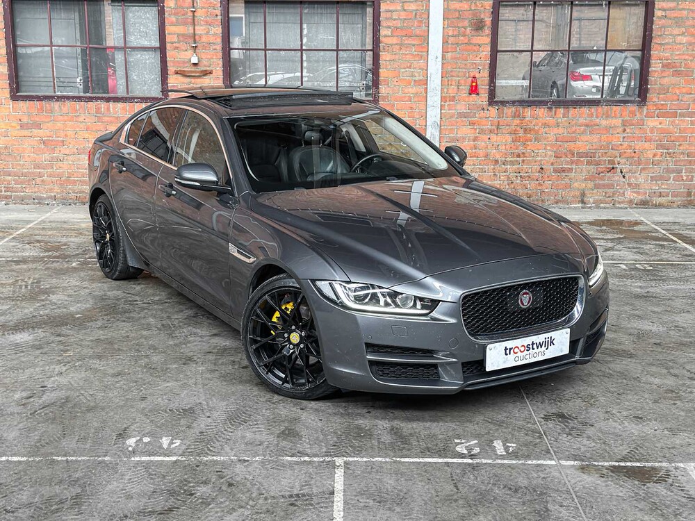 Jaguar XE 2.0 D Portfolio 179PS 2015, H-969-LL