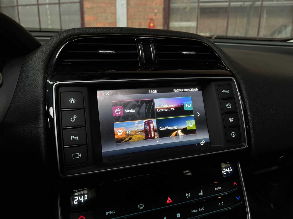 Jaguar XE 2.0 D Portfolio 179PS 2015, H-969-LL