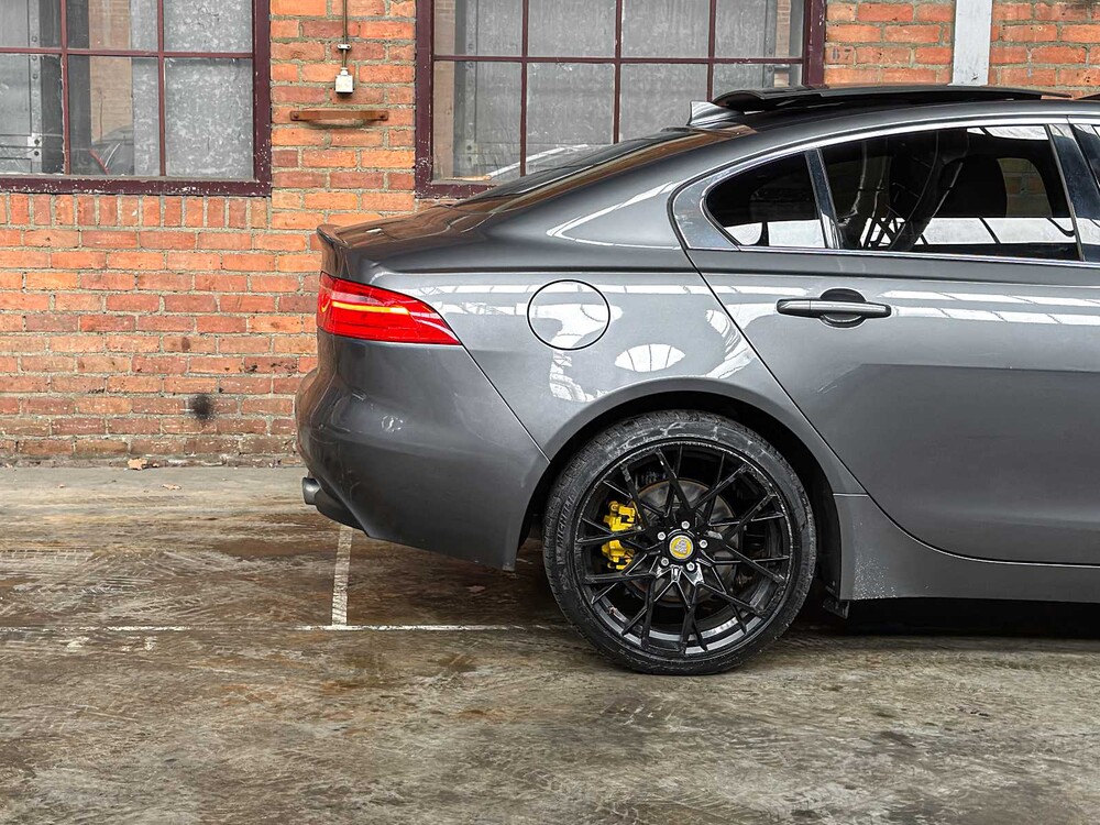 Jaguar XE 2.0 D Portfolio 179PS 2015, H-969-LL