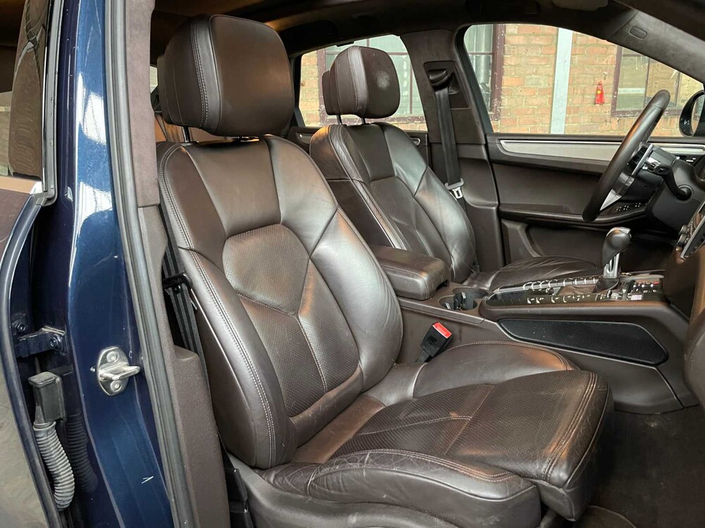 Porsche Macan Turbo 3.6 V6 400PS 2014