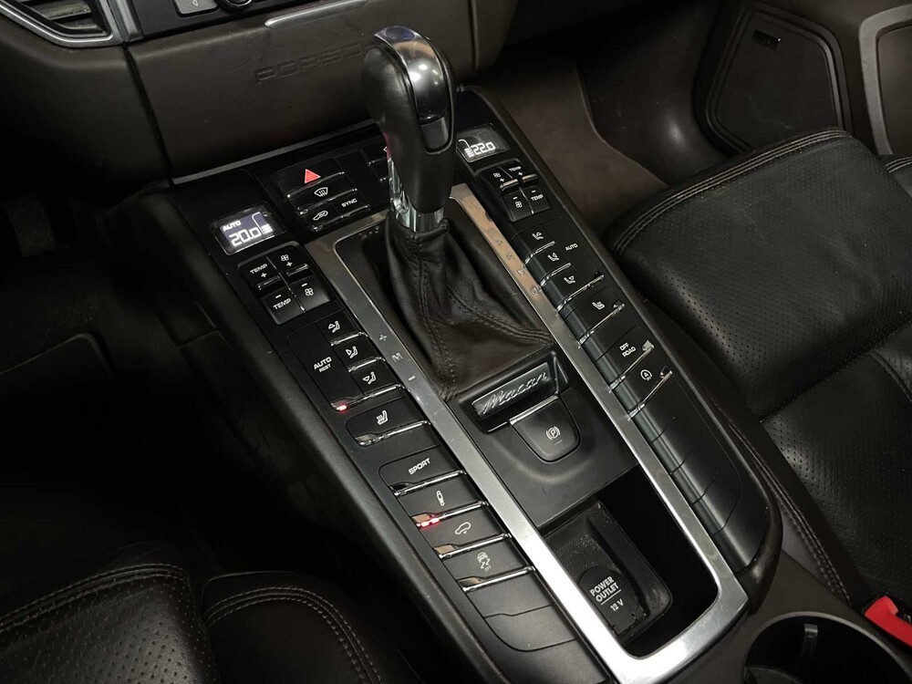 Porsche Macan Turbo 3.6 V6 400PS 2014