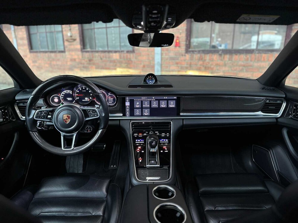Porsche Panamera Sport Turismo 4S 2.9 V6 441hp 2018, J-376-JS