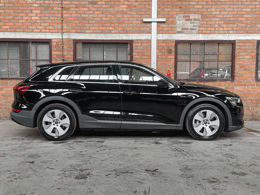 Audi e-tron 55 Quattro Edition 95kWh 408PS 2020, J-305-XB