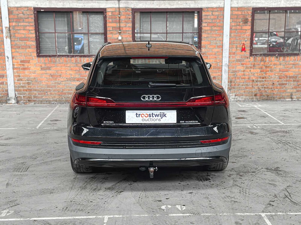 Audi e-tron 55 Quattro Edition 95kWh 408PS 2020, J-305-XB