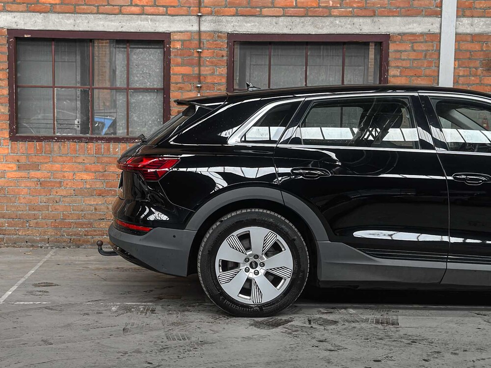 Audi e-tron 55 Quattro Edition 95kWh 408PS 2020, J-305-XB