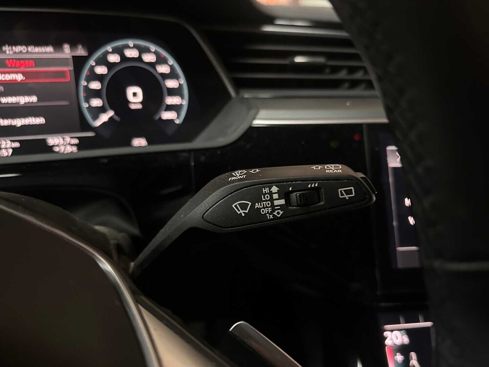 Audi e-tron 55 Quattro Edition 95kWh 408PS 2020, J-305-XB